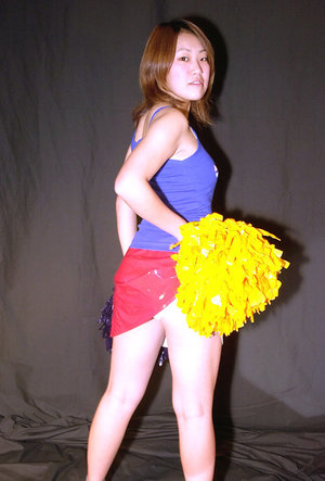 18 year old beauty uncovers her big tits before losing her virginity